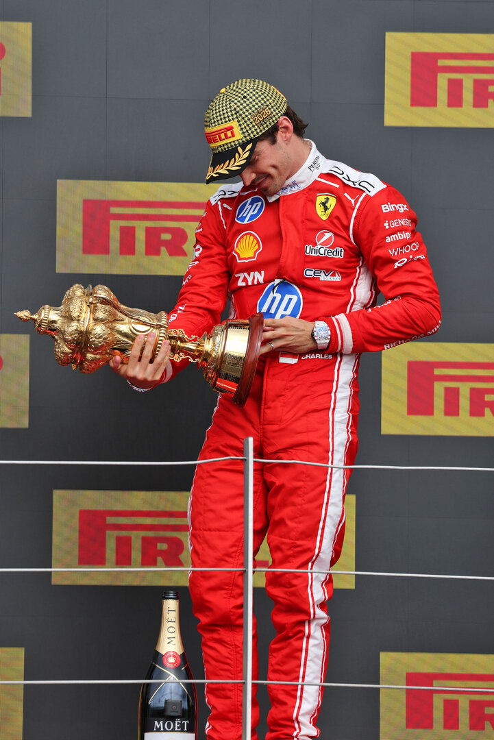 GP GRAN BRETAGNA, Gara winner Charles Leclerc (MON) Ferrari celebrates on the podium.
05.07.2026. Formula 1 World Championship, Rd 9, British Grand Prix, Silverstone, England, Gara Day.
- www.xpbimages.com, EMail: requests@xpbimages.com © Copyright: Moy / XPB Images