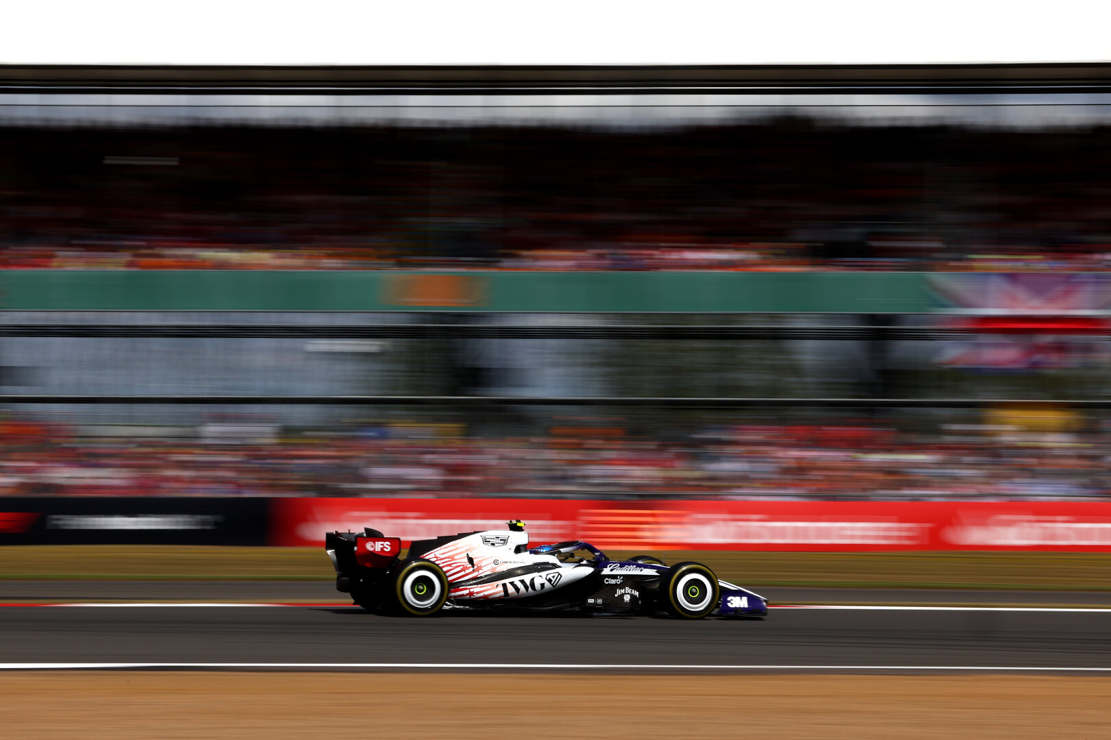 GP GRAN BRETAGNA, Valtteri Bottas (FIN) Cadillac Formula 1 Team MAC-26.
05.07.2026. Formula 1 World Championship, Rd 9, British Grand Prix, Silverstone, England, Gara Day.
- www.xpbimages.com, EMail: requests@xpbimages.com © Copyright: Patching / XPB Images