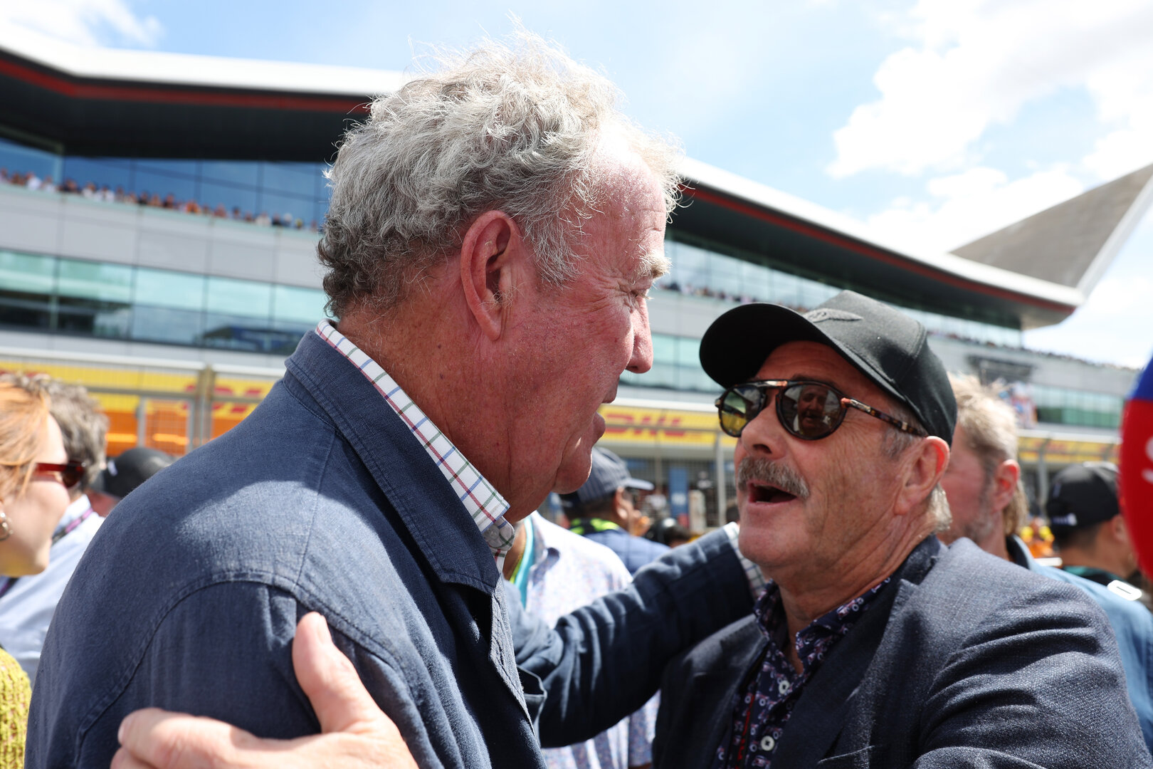 GP GRAN BRETAGNA, (L to R): Jeremy Clarkson (GBR) with Nigel Mansell (GBR) on the grid.
05.07.2026. Formula 1 World Championship, Rd 9, British Grand Prix, Silverstone, England, Gara Day.
- www.xpbimages.com, EMail: requests@xpbimages.com © Copyright: Bearne / XPB Images