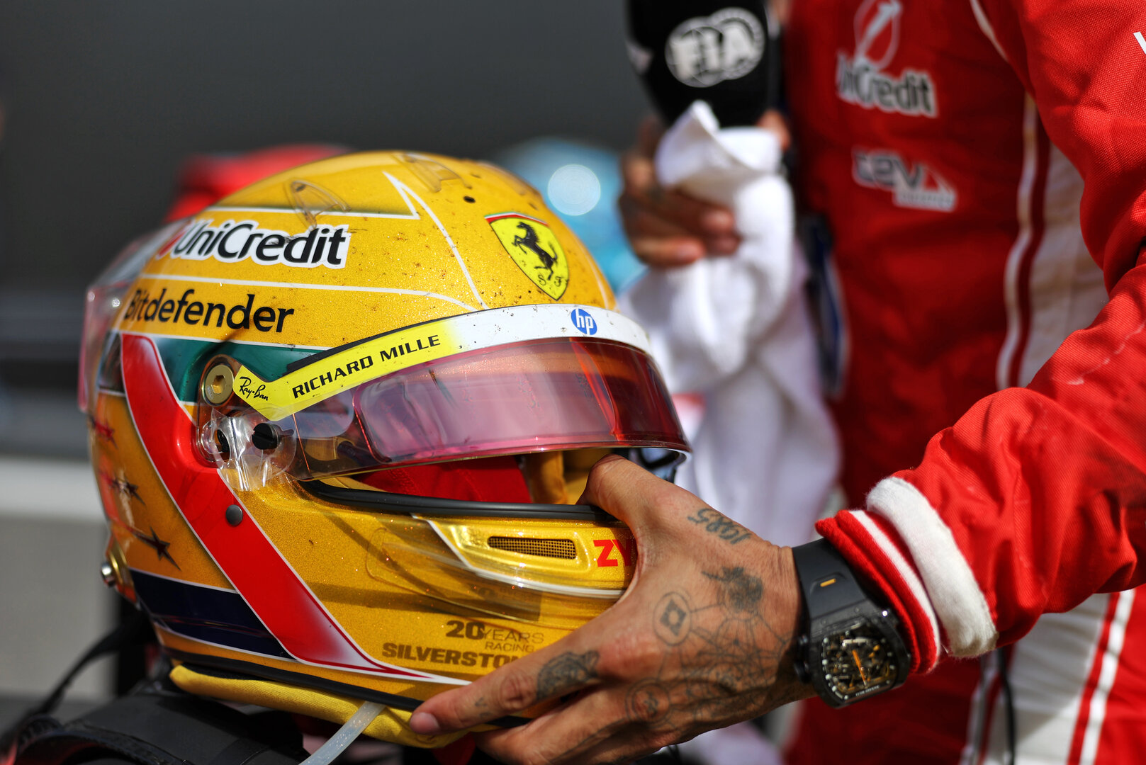 GP GRAN BRETAGNA, The helmet of Lewis Hamilton (GBR) Ferrari in parc ferme.
05.07.2026. Formula 1 World Championship, Rd 9, British Grand Prix, Silverstone, England, Gara Day.
- www.xpbimages.com, EMail: requests@xpbimages.com © Copyright: Dunbar / XPB Images