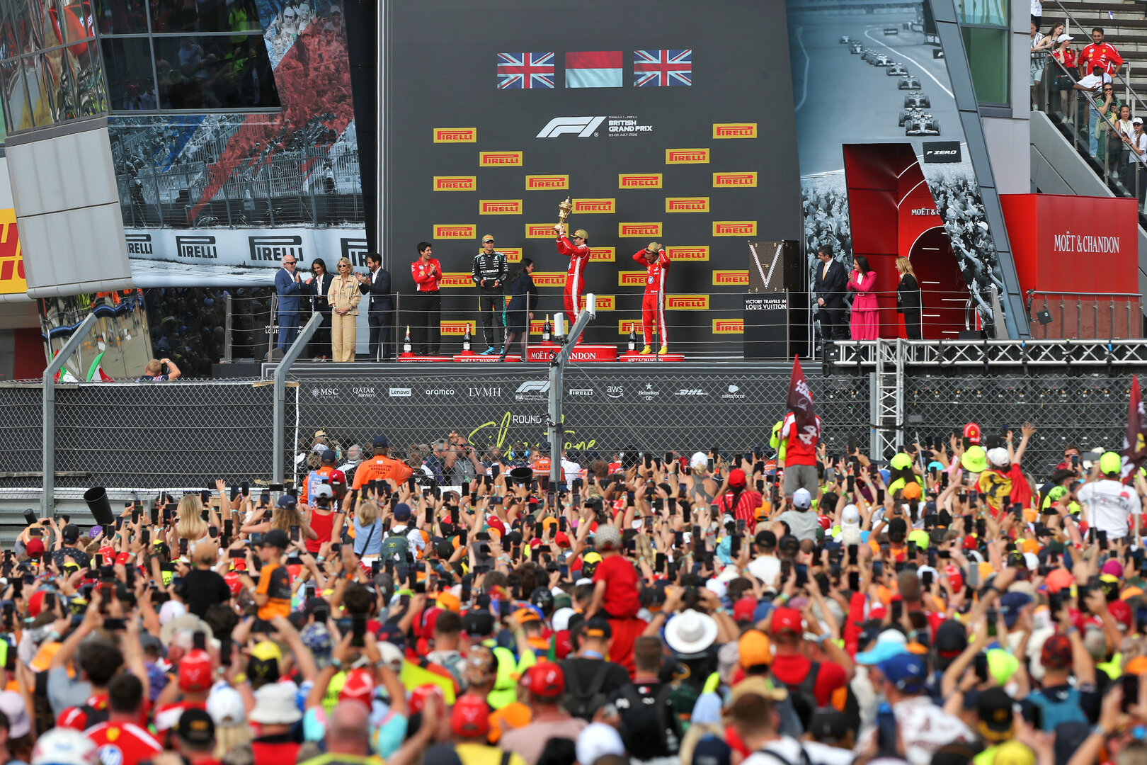 GP GRAN BRETAGNA, The podium (L to R): Bryan Bozzi (ITA) Ferrari Gara Engineer; George Russell (GBR) Mercedes AMG Formula One Team, second; Charles Leclerc (MON) Ferrari, vincitore; Lewis Hamilton (GBR) Ferrari, third.
05.07.2026. Formula 1 World Championship, Rd 9, British Grand Prix, Silverstone, England, Gara Day.
- www.xpbimages.com, EMail: requests@xpbimages.com © Copyright: Dunbar / XPB Images