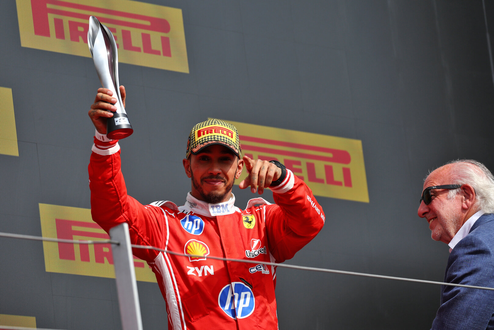 GP GRAN BRETAGNA, Lewis Hamilton (GBR) Ferrari celebrates his third position on the podium.
05.07.2026. Formula 1 World Championship, Rd 9, British Grand Prix, Silverstone, England, Gara Day.
 - www.xpbimages.com, EMail: requests@xpbimages.com © Copyright: Patching / XPB Images