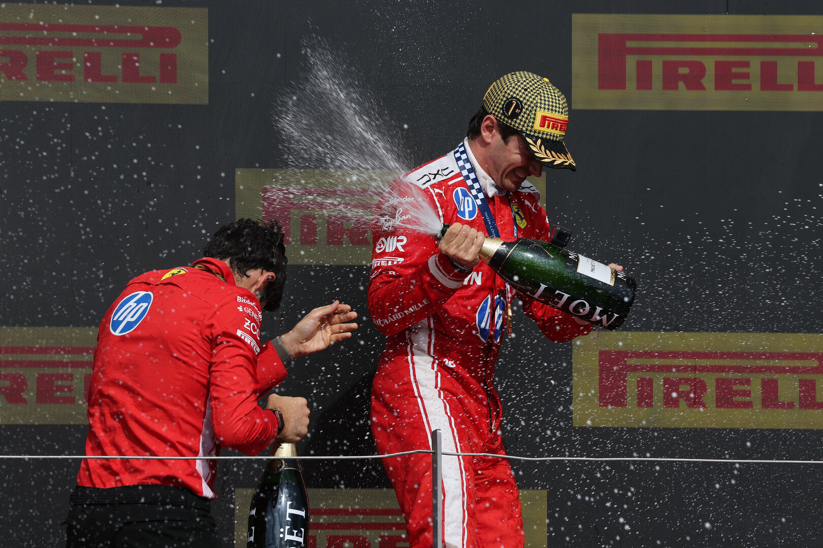 GP GRAN BRETAGNA, Gara winner Charles Leclerc (MON) Ferrari celebrates on the podium with Bryan Bozzi (ITA) Ferrari Gara Engineer.
05.07.2026. Formula 1 World Championship, Rd 9, British Grand Prix, Silverstone, England, Gara Day.
- www.xpbimages.com, EMail: requests@xpbimages.com © Copyright: Moy / XPB Images