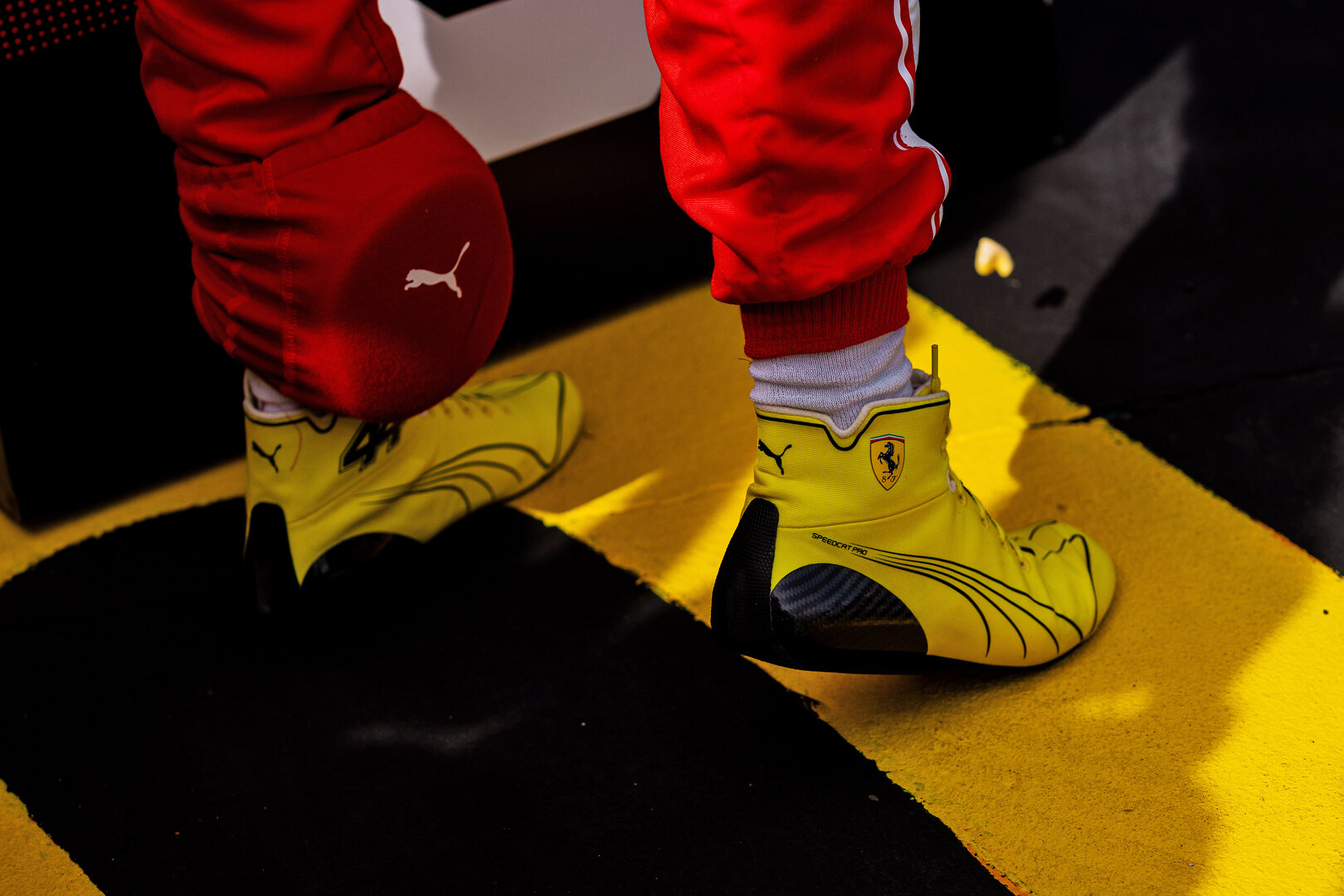 GP GRAN BRETAGNA, Lewis Hamilton (GBR) Ferrari, third position, in parc ferme.
05.07.2026. Formula 1 World Championship, Rd 9, British Grand Prix, Silverstone, England, Gara Day.
 - www.xpbimages.com, EMail: requests@xpbimages.com © Copyright: Denny / XPB Images