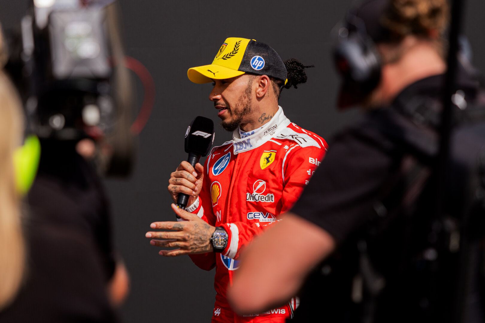 GP GRAN BRETAGNA, Lewis Hamilton (GBR) Ferrari, third position, in parc ferme.
05.07.2026. Formula 1 World Championship, Rd 9, British Grand Prix, Silverstone, England, Gara Day.
 - www.xpbimages.com, EMail: requests@xpbimages.com © Copyright: Denny / XPB Images