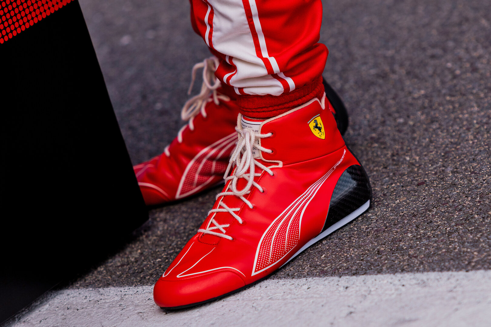 GP GRAN BRETAGNA, Lewis Hamilton (GBR) Ferrari, third position, in parc ferme.
05.07.2026. Formula 1 World Championship, Rd 9, British Grand Prix, Silverstone, England, Gara Day.
- www.xpbimages.com, EMail: requests@xpbimages.com © Copyright: Denny / XPB Images