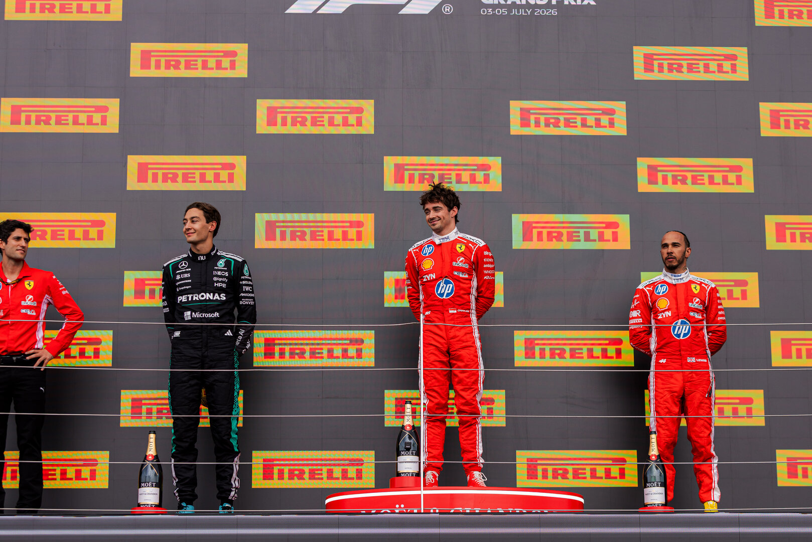 GP GRAN BRETAGNA, The podium (L to R): Bryan Bozzi (ITA) Ferrari Gara Engineer; George Russell (GBR) Mercedes AMG Formula One Team, second; Charles Leclerc (MON) Ferrari, vincitore; Lewis Hamilton (GBR) Ferrari, third.
05.07.2026. Formula 1 World Championship, Rd 9, British Grand Prix, Silverstone, England, Gara Day.
 - www.xpbimages.com, EMail: requests@xpbimages.com © Copyright: Denny / XPB Images