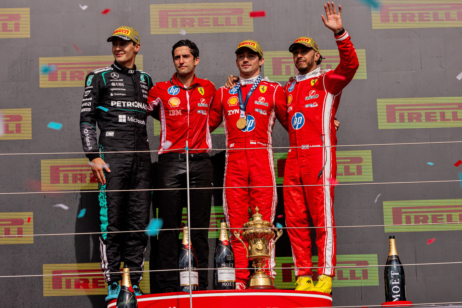GP GRAN BRETAGNA, The podium (L to R): George Russell (GBR) Mercedes AMG Formula One Team, second; Bryan Bozzi (ITA) Ferrari Gara Engineer; Charles Leclerc (MON) Ferrari, vincitore; Lewis Hamilton (GBR) Ferrari, third.
05.07.2026. Formula 1 World Championship, Rd 9, British Grand Prix, Silverstone, England, Gara Day.
 - www.xpbimages.com, EMail: requests@xpbimages.com © Copyright: Denny / XPB Images