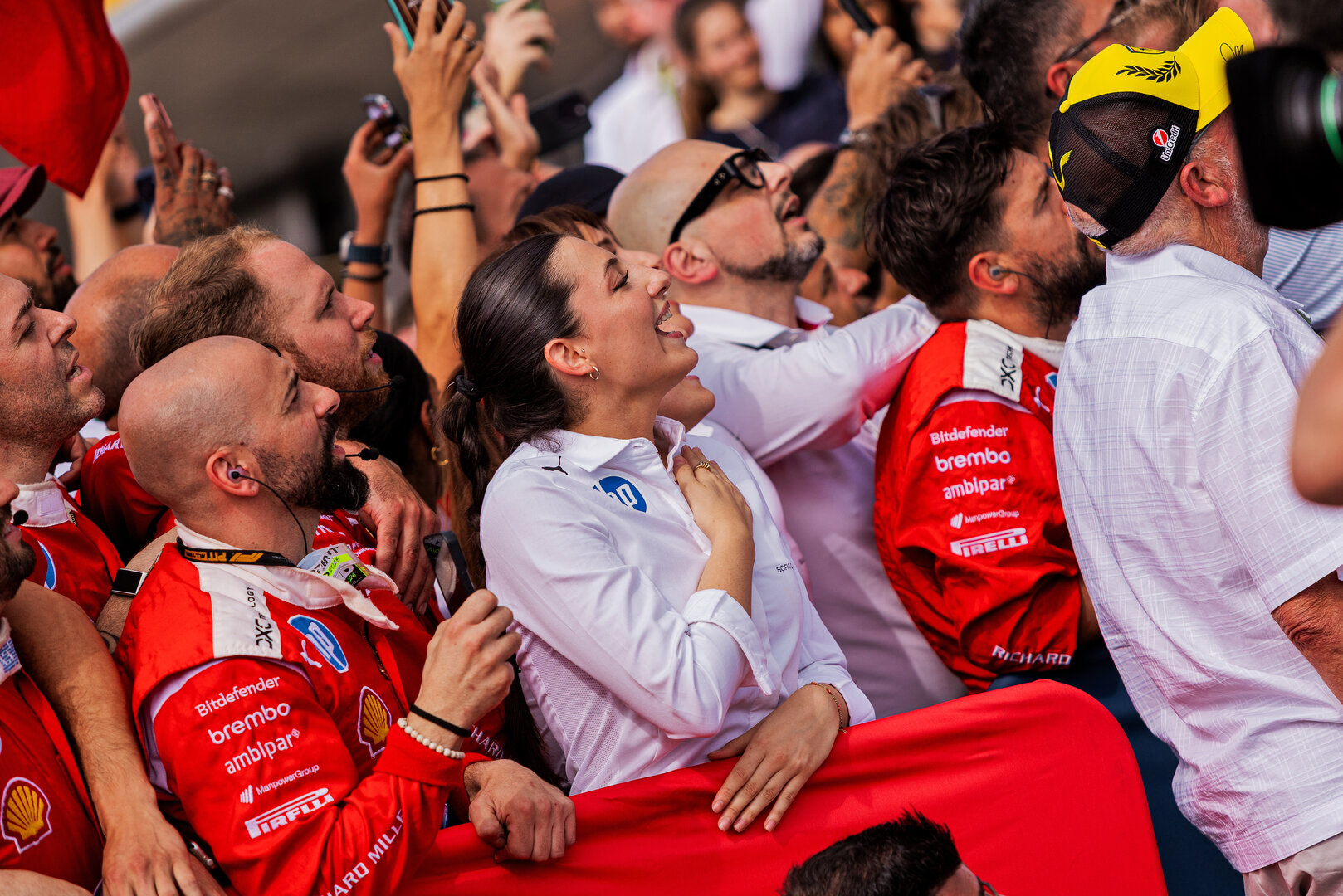 GP GRAN BRETAGNA, Ferrari celebrate in parc ferme.
05.07.2026. Formula 1 World Championship, Rd 9, British Grand Prix, Silverstone, England, Gara Day.
 - www.xpbimages.com, EMail: requests@xpbimages.com © Copyright: Denny / XPB Images