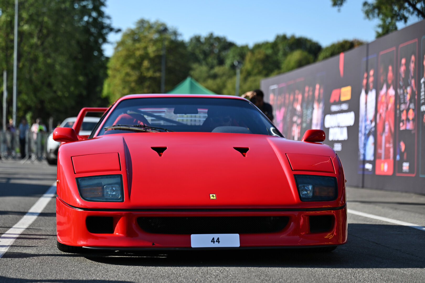 GP ITALIA, Lewis Hamilton (GBR) Ferrari with his Ferrari F40.
03.09.2026. Formula 1 World Championship, Rd 13, Italian Grand Prix, Monza, Italy, Preparation Day.
- www.xpbimages.com, EMail: requests@xpbimages.com © Copyright: Price / XPB Images