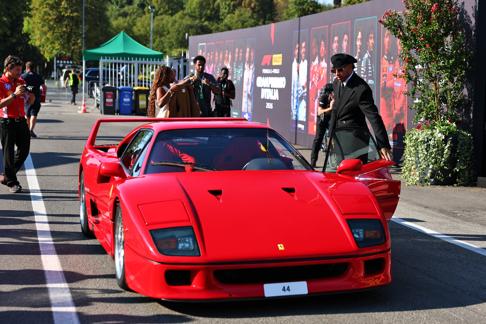 GP ITALIA, Lewis Hamilton (GBR) Ferrari with his Ferrari F40.
03.09.2026. Formula 1 World Championship, Rd 13, Italian Grand Prix, Monza, Italy, Preparation Day.
- www.xpbimages.com, EMail: requests@xpbimages.com © Copyright: Bearne / XPB Images