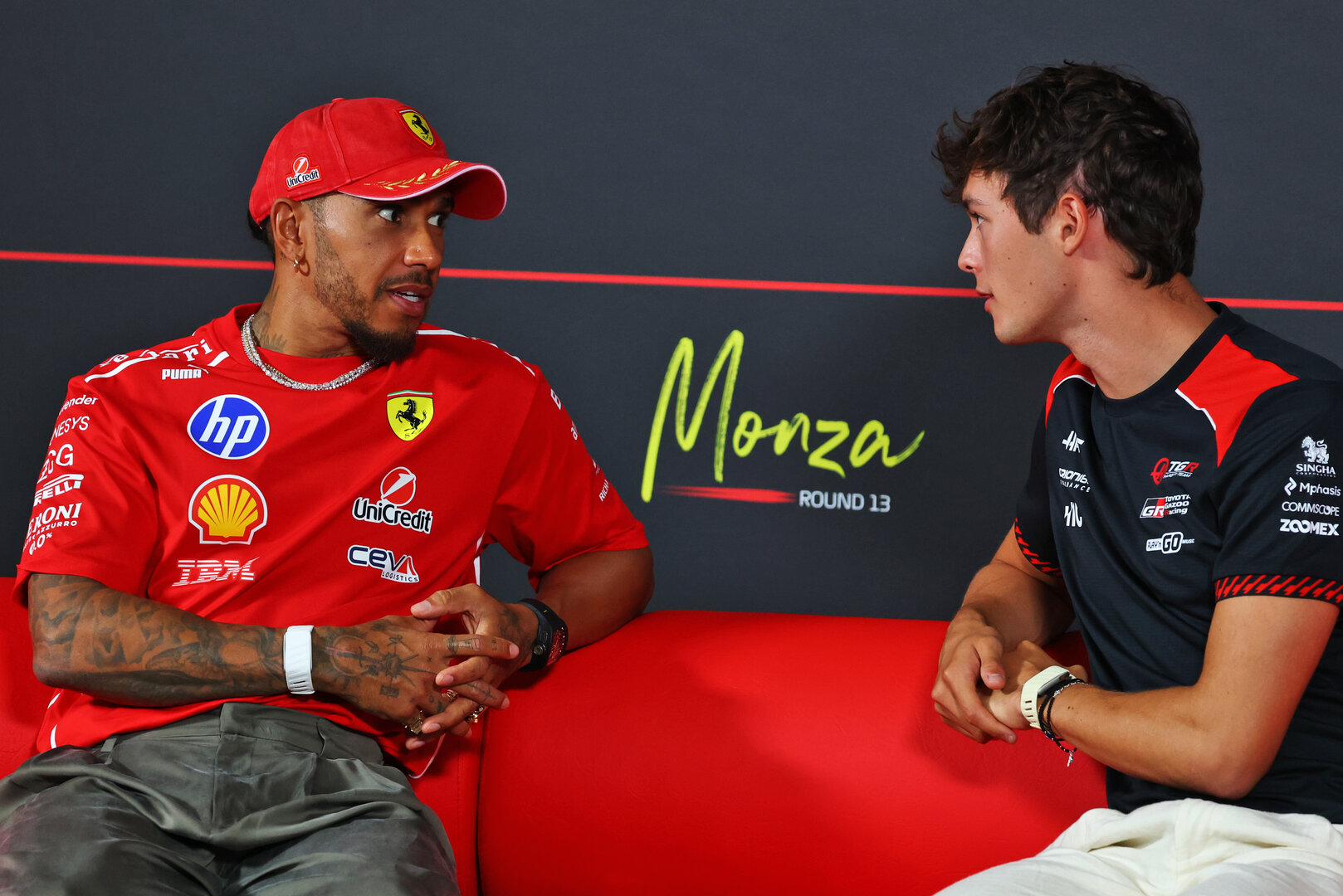 GP ITALIA, (L to R): Lewis Hamilton (GBR) Ferrari e Oliver Bearman (GBR) Haas F1 Team in the FIA Press Conference.
03.09.2026. Formula 1 World Championship, Rd 13, Italian Grand Prix, Monza, Italy, Preparation Day.
- www.xpbimages.com, EMail: requests@xpbimages.com © Copyright: Bearne / XPB Images
