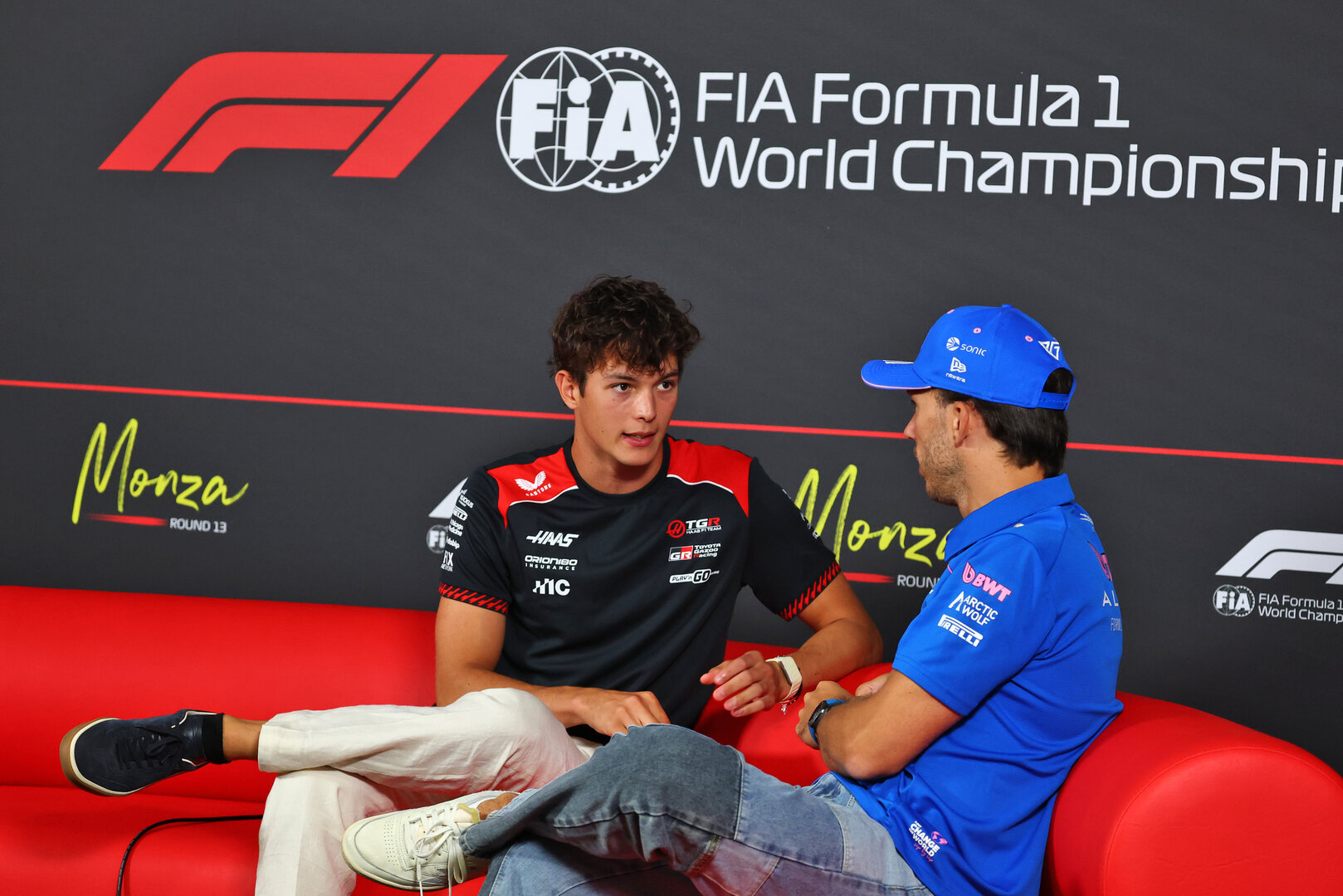 GP ITALIA, (L to R): Oliver Bearman (GBR) Haas F1 Team e Pierre Gasly (FRA) Alpine F1 Team in the FIA Press Conference.
03.09.2026. Formula 1 World Championship, Rd 13, Italian Grand Prix, Monza, Italy, Preparation Day.
- www.xpbimages.com, EMail: requests@xpbimages.com © Copyright: Bearne / XPB Images