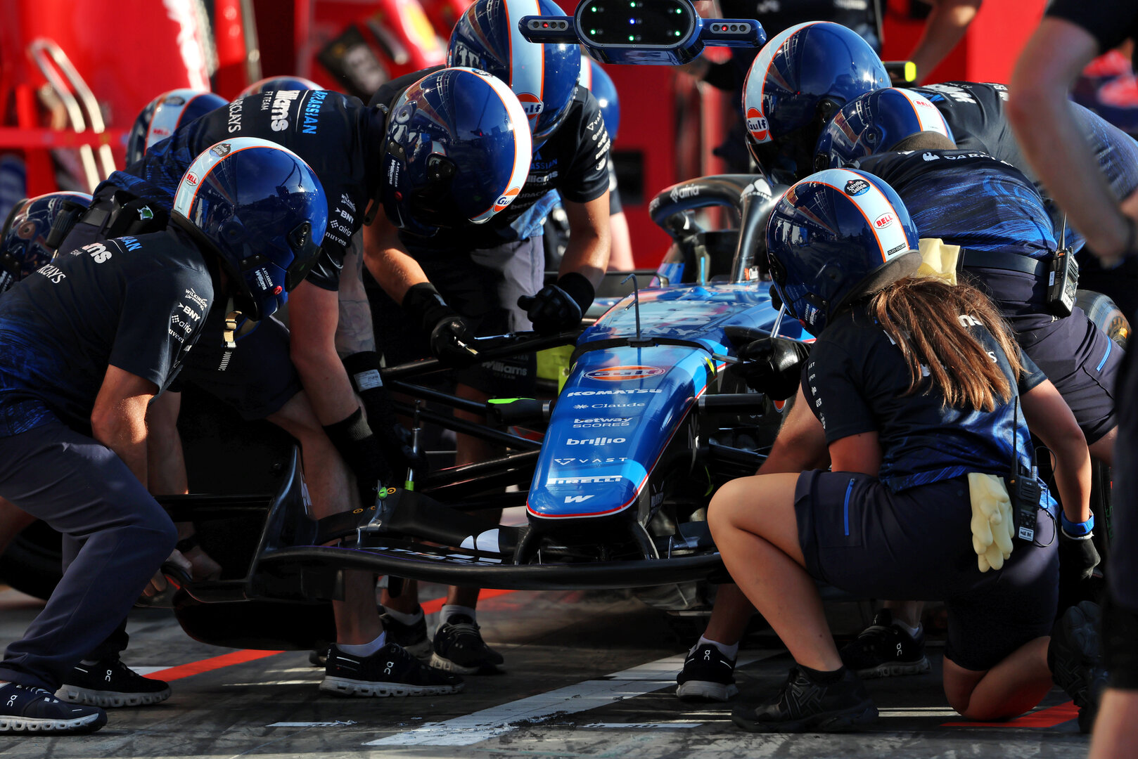 GP ITALIA, Williams F1 Team meccanici practice a pit stop.
03.09.2026. Formula 1 World Championship, Rd 13, Italian Grand Prix, Monza, Italy, Preparation Day.
 - www.xpbimages.com, EMail: requests@xpbimages.com © Copyright:  Rew / XPB Images
