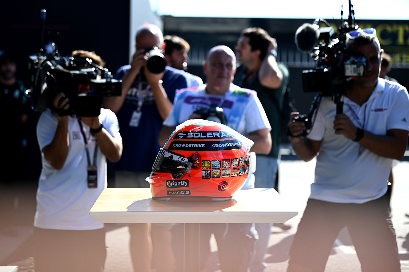 GP ITALIA, Helmet detail of Andrea Kimi Antonelli (ITA) Mercedes AMG Formula One Team. 04.09.2026. Formula 1 World Championship, Rd 13, Italian Grand Prix, Monza, Italy, Practice Day.- www.xpbimages.com, EMail: requests@xpbimages.com © Copyright: XPB Images