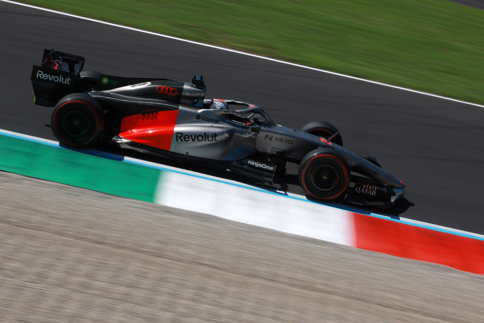 GP ITALIA,
Nico Hulkenberg (GER) Audi F1 Team R26.
04.09.2026. Formula 1 World Championship, Rd 13, Italian Grand Prix, Monza, Italy, Practice Day.
- www.xpbimages.com, EMail: requests@xpbimages.com © Copyright: XPB Images