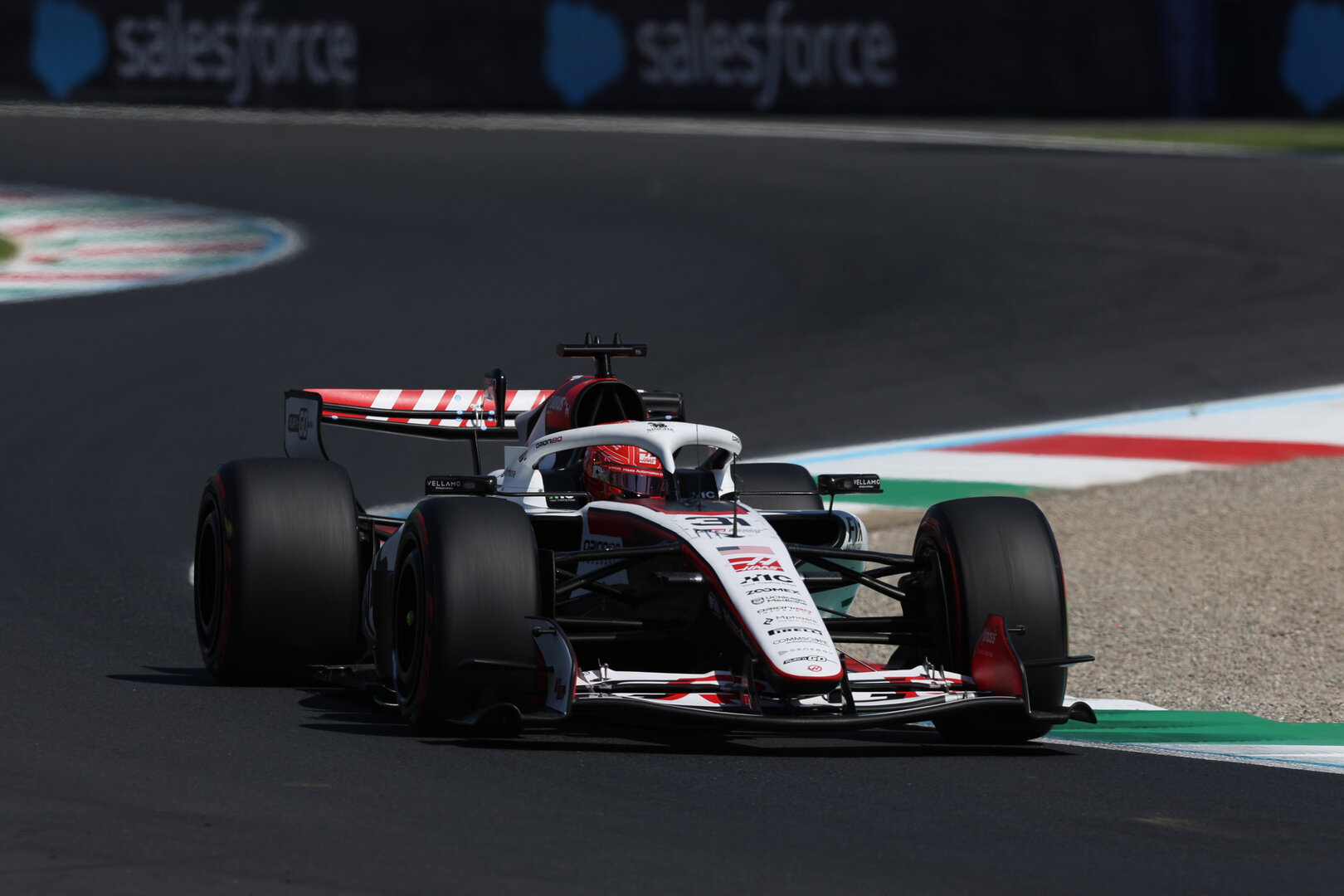 GP ITALIA, Esteban Ocon (FRA) Haas VF-25. 04.09.2026. Formula 1 World Championship, Rd 13, Italian Grand Prix, Monza, Italy, Practice Day.- www.xpbimages.com, EMail: requests@xpbimages.com © Copyright: Dunbar / XPB Images