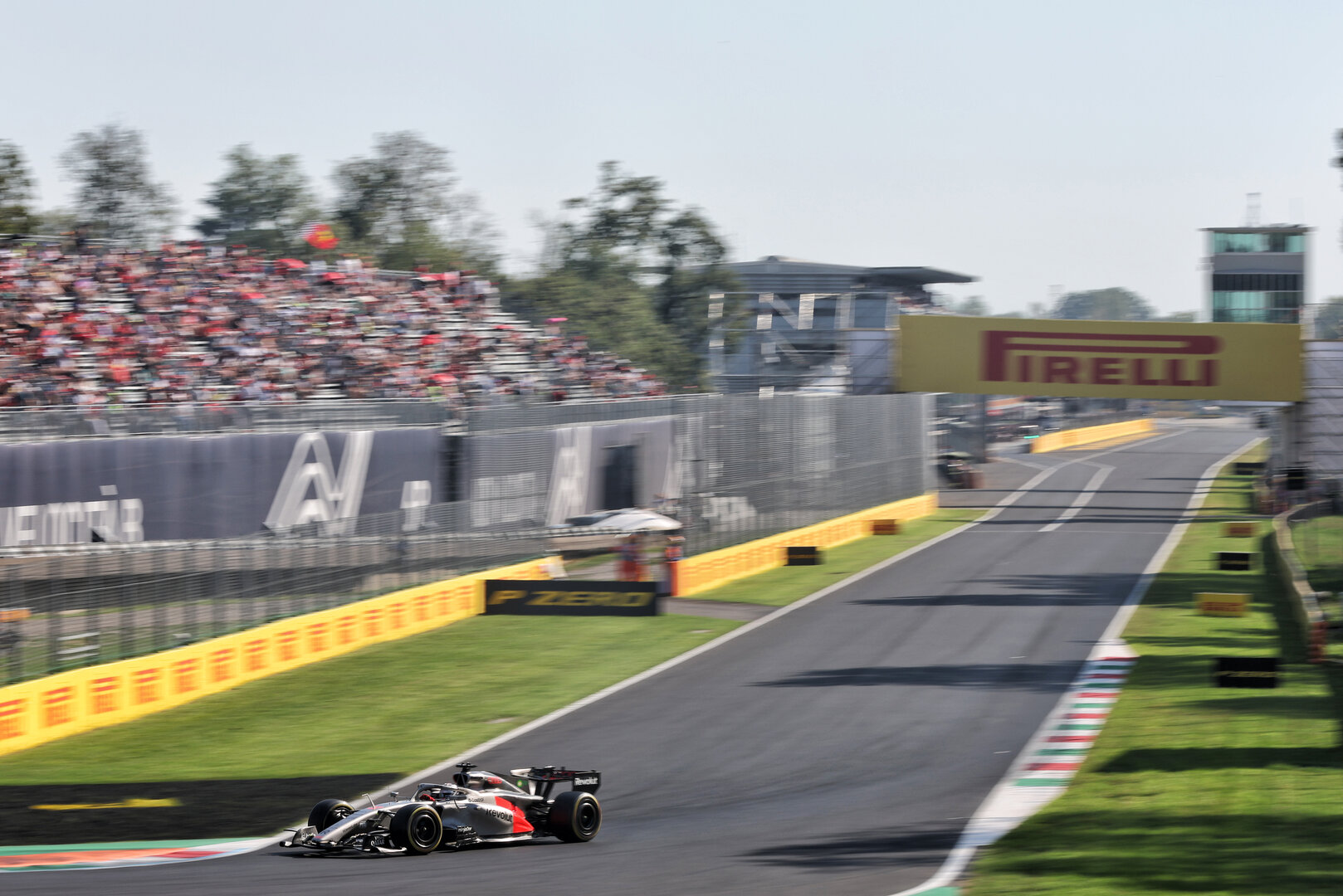 GP ITALIA, Nico Hulkenberg (GER) Audi F1 Team R26.
04.09.2026. Formula 1 World Championship, Rd 13, Italian Grand Prix, Monza, Italy, Practice Day.
- www.xpbimages.com, EMail: requests@xpbimages.com © Copyright: Dunbar / XPB Images