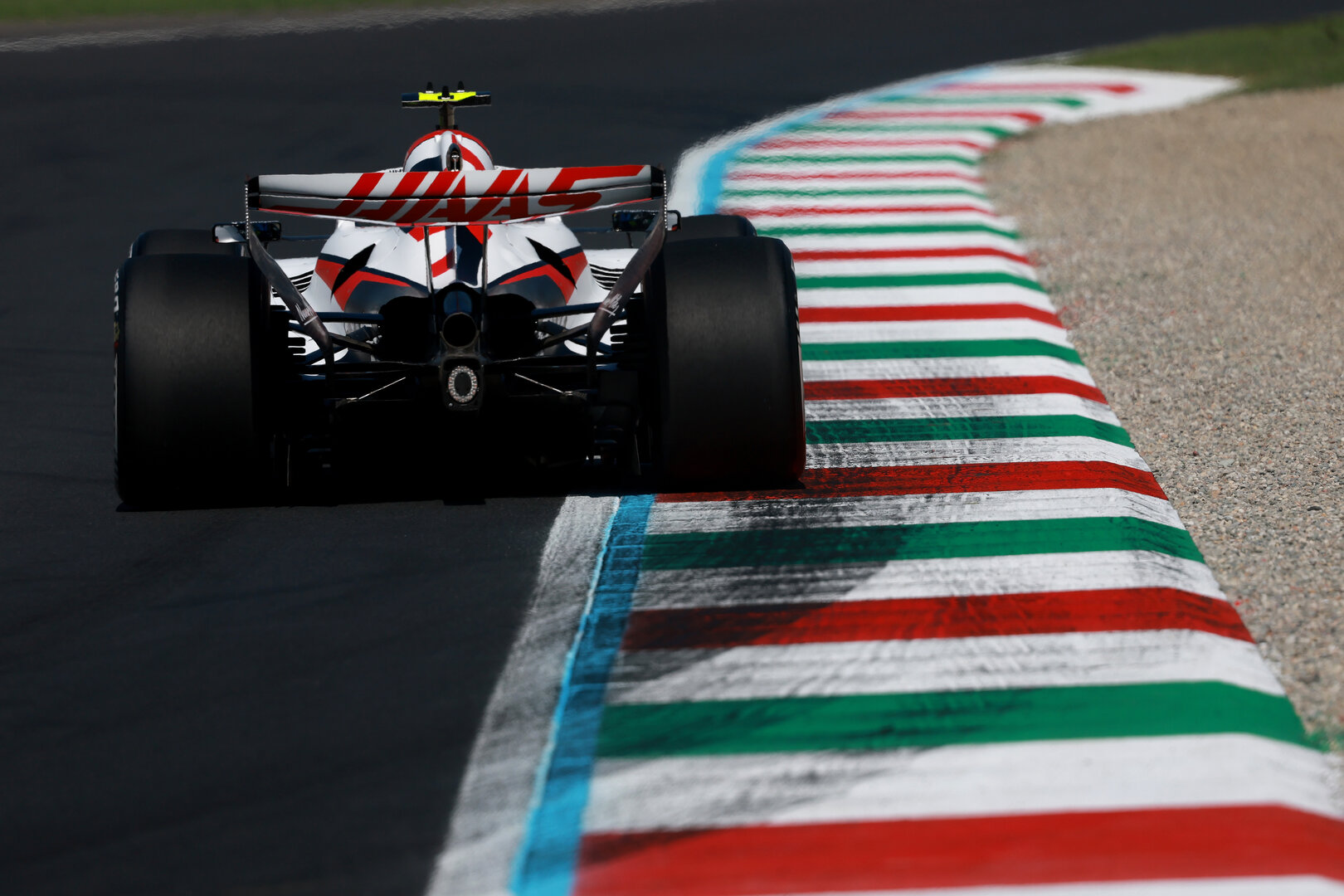 GP ITALIA, Oliver Bearman (GBR) Haas F1 Team VF-26.
04.09.2026. Formula 1 World Championship, Rd 13, Italian Grand Prix, Monza, Italy, Practice Day.
- www.xpbimages.com, EMail: requests@xpbimages.com © Copyright: Charniaux / XPB Images