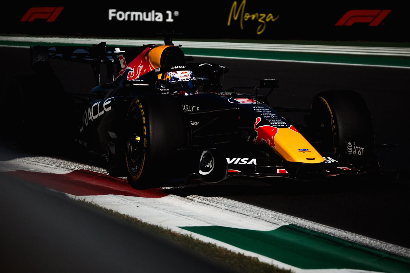 GP ITALIA, Max Verstappen (NLD) Red Bull Racing RB22.
04.09.2026. Formula 1 World Championship, Rd 13, Italian Grand Prix, Monza, Italy, Practice Day.
- www.xpbimages.com, EMail: requests@xpbimages.com © Copyright: Bearne / XPB Images
