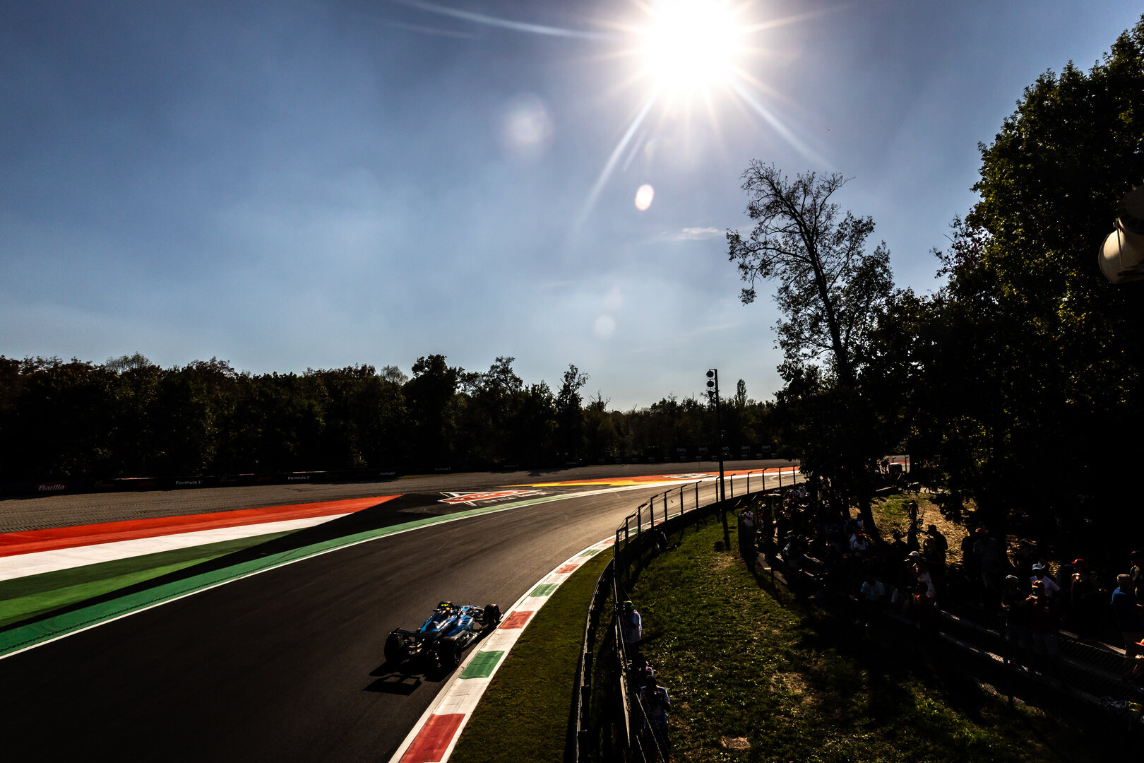 GP ITALIA, Carlos Sainz (ESP) Williams F1 Team FW48.
04.09.2026. Formula 1 World Championship, Rd 13, Italian Grand Prix, Monza, Italy, Practice Day.
- www.xpbimages.com, EMail: requests@xpbimages.com © Copyright: Bearne / XPB Images