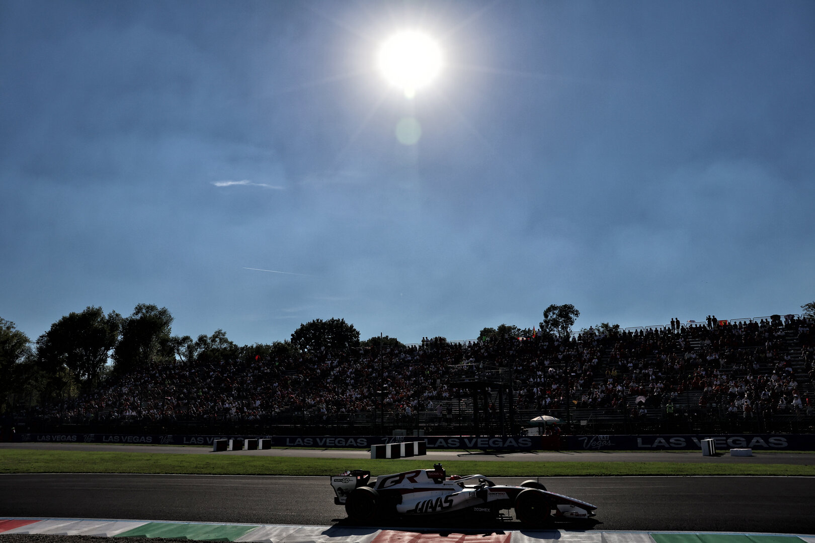 GP ITALIA, Esteban Ocon (FRA) Haas F1 Team VF-26.
04.09.2026. Formula 1 World Championship, Rd 13, Italian Grand Prix, Monza, Italy, Practice Day.
 - www.xpbimages.com, EMail: requests@xpbimages.com © Copyright:  Rew / XPB Images