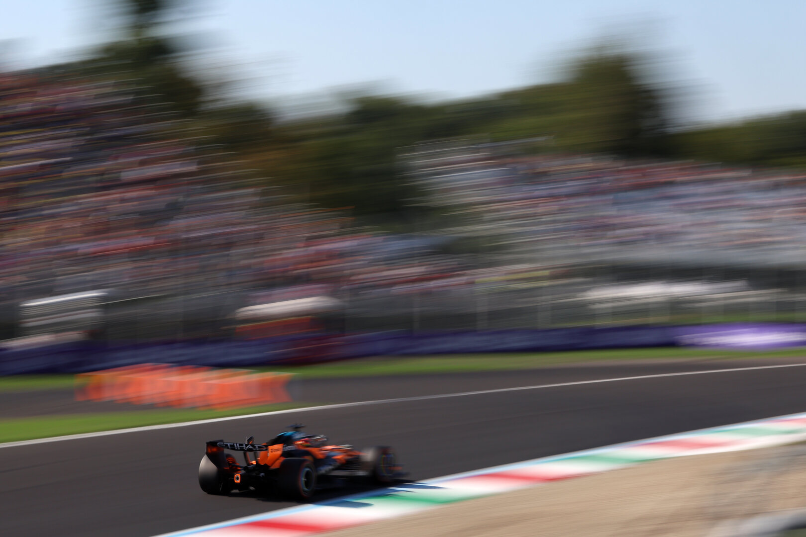 GP ITALIA, Oscar Piastri (AUS) McLaren F1 Team MCL40.
04.09.2026. Formula 1 World Championship, Rd 13, Italian Grand Prix, Monza, Italy, Practice Day.
 - www.xpbimages.com, EMail: requests@xpbimages.com © Copyright:  Rew / XPB Images