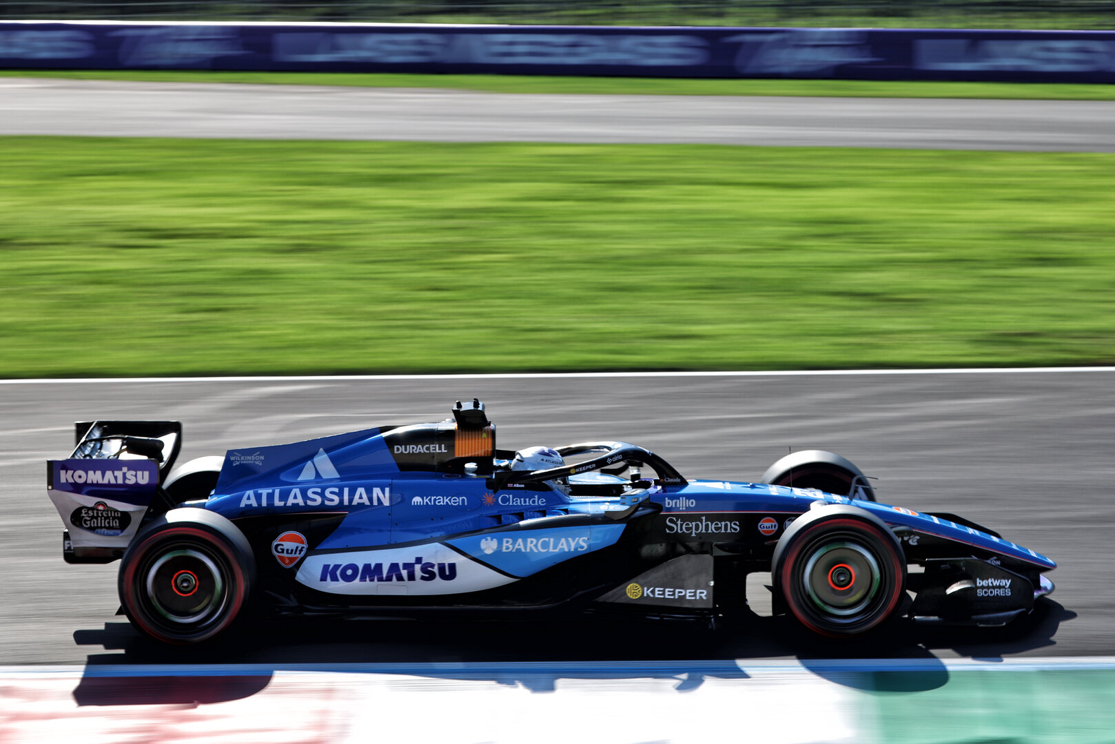 GP ITALIA, Alexander Albon (THA) Williams F1 Team FW48.
04.09.2026. Formula 1 World Championship, Rd 13, Italian Grand Prix, Monza, Italy, Practice Day.
 - www.xpbimages.com, EMail: requests@xpbimages.com © Copyright:  Rew / XPB Images