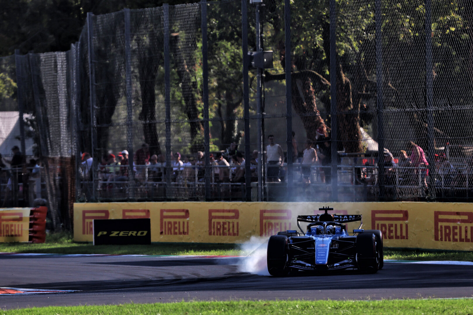 GP ITALIA, Alexander Albon (THA) Williams F1 Team FW48 locks up under braking.
04.09.2026. Formula 1 World Championship, Rd 13, Italian Grand Prix, Monza, Italy, Practice Day.
 - www.xpbimages.com, EMail: requests@xpbimages.com © Copyright:  Rew / XPB Images