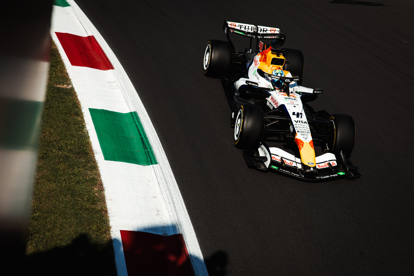 GP ITALIA, Arvid Lindblad (GBR) Racing Bulls Formula One Team VCARB 03.
04.09.2026. Formula 1 World Championship, Rd 13, Italian Grand Prix, Monza, Italy, Practice Day.
- www.xpbimages.com, EMail: requests@xpbimages.com © Copyright: Bearne / XPB Images