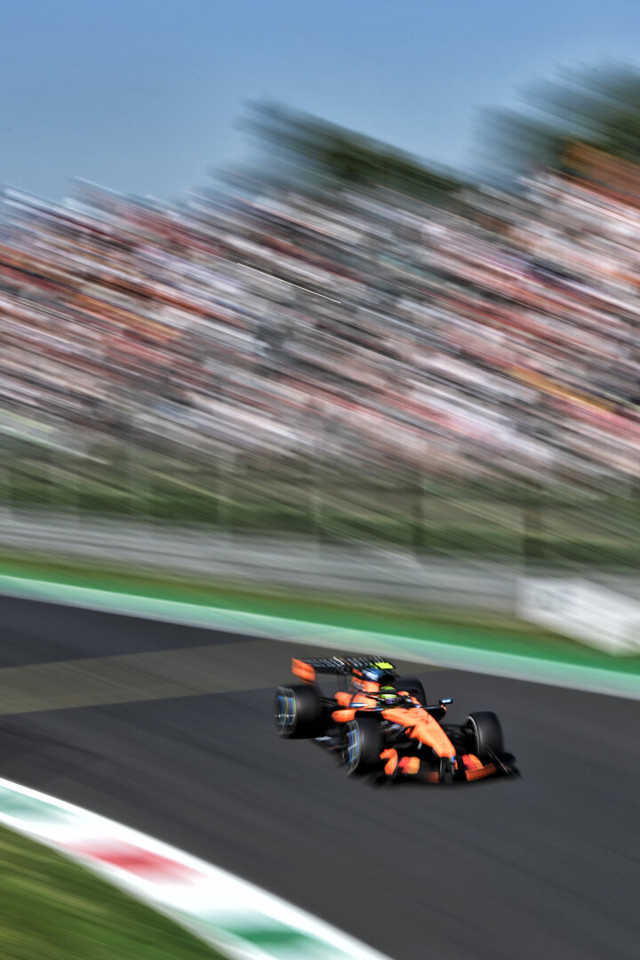 GP ITALIA, Lando Norris (GBR) McLaren F1 Team MCL40.
04.09.2026. Formula 1 World Championship, Rd 13, Italian Grand Prix, Monza, Italy, Practice Day.
- www.xpbimages.com, EMail: requests@xpbimages.com © Copyright: Price / XPB Images