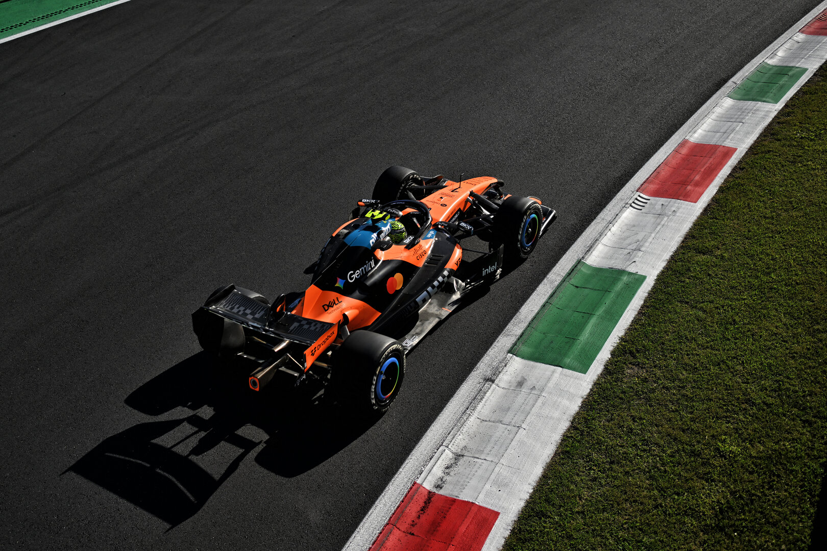 GP ITALIA, Lando Norris (GBR) McLaren F1 Team MCL40.
04.09.2026. Formula 1 World Championship, Rd 13, Italian Grand Prix, Monza, Italy, Practice Day.
- www.xpbimages.com, EMail: requests@xpbimages.com © Copyright: Price / XPB Images