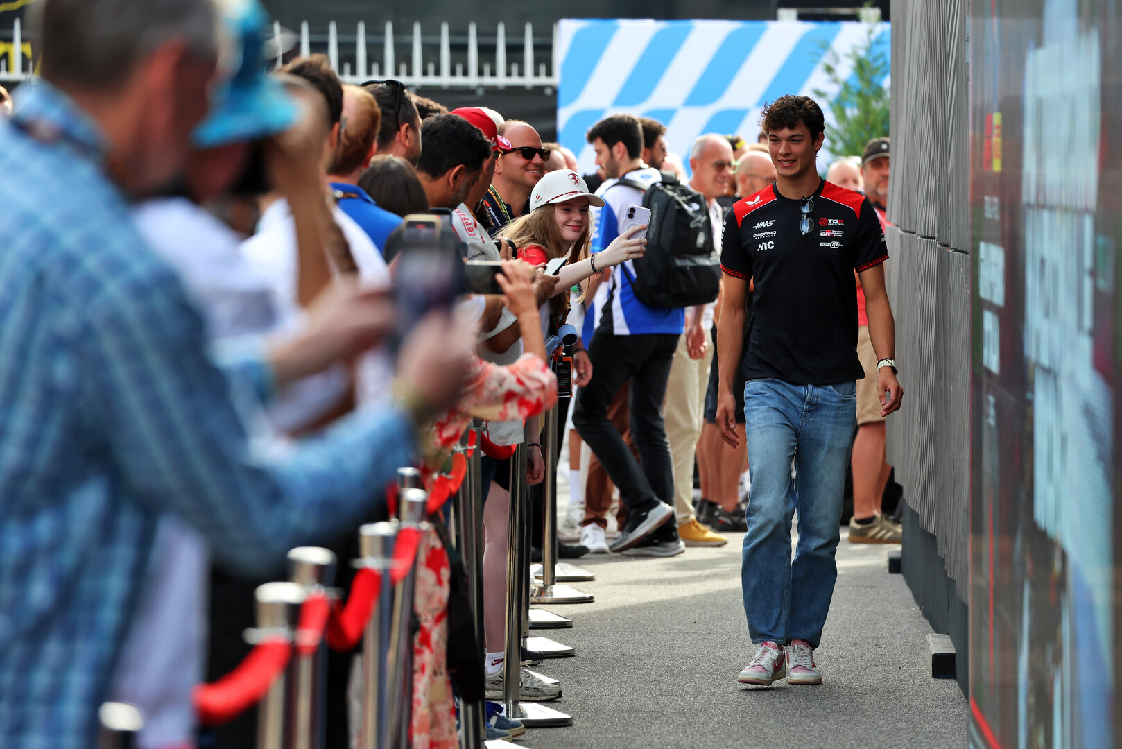 GP ITALIA, Oliver Bearman (GBR) Haas F1 Team.
05.09.2026. Formula 1 World Championship, Rd 13, Italian Grand Prix, Monza, Italy, Qualifiche Day.
 - www.xpbimages.com, EMail: requests@xpbimages.com © Copyright:  Rew / XPB Images