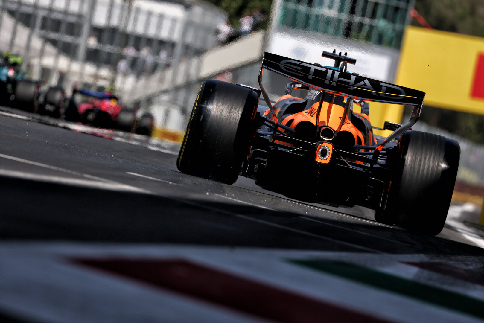 GP ITALIA, Oscar Piastri (AUS) McLaren F1 Team MCL40.
05.09.2026. Formula 1 World Championship, Rd 13, Italian Grand Prix, Monza, Italy, Qualifiche Day.
- www.xpbimages.com, EMail: requests@xpbimages.com © Copyright: Bearne / XPB Images