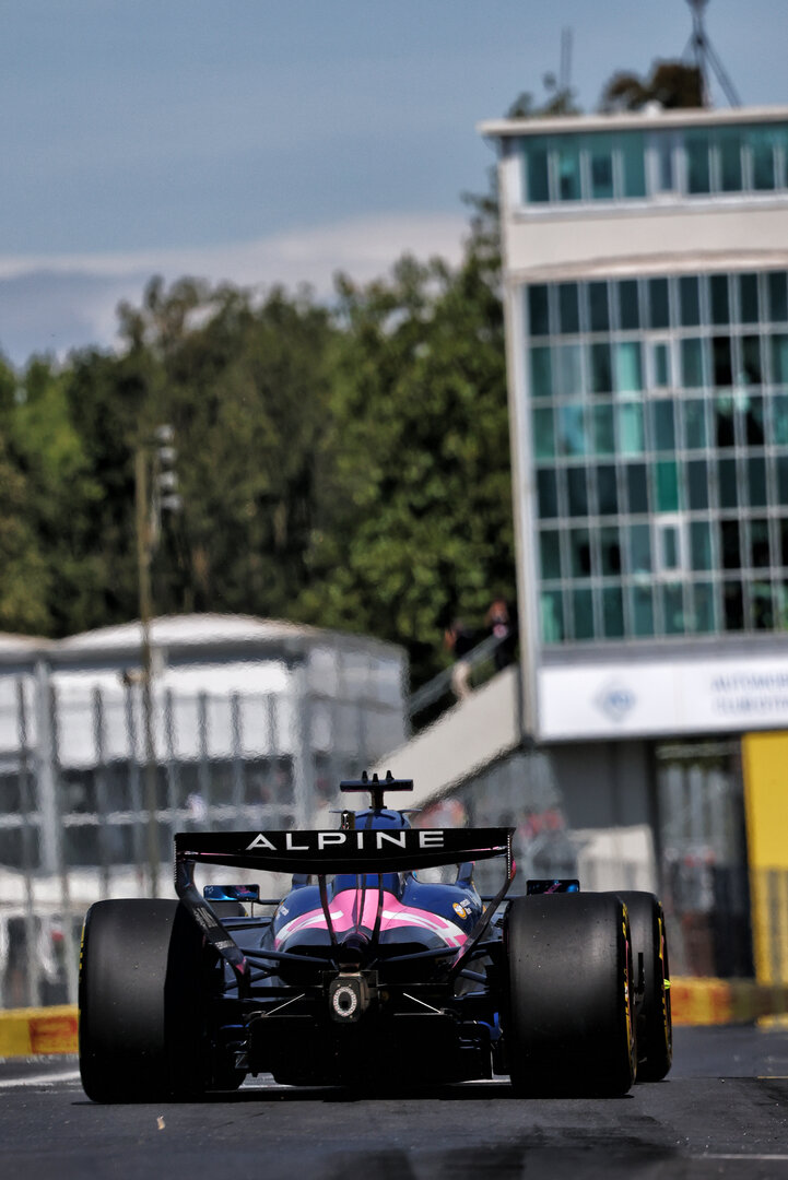 GP ITALIA, Pierre Gasly (FRA) Alpine F1 Team A526.
05.09.2026. Formula 1 World Championship, Rd 13, Italian Grand Prix, Monza, Italy, Qualifiche Day.
- www.xpbimages.com, EMail: requests@xpbimages.com © Copyright: Bearne / XPB Images