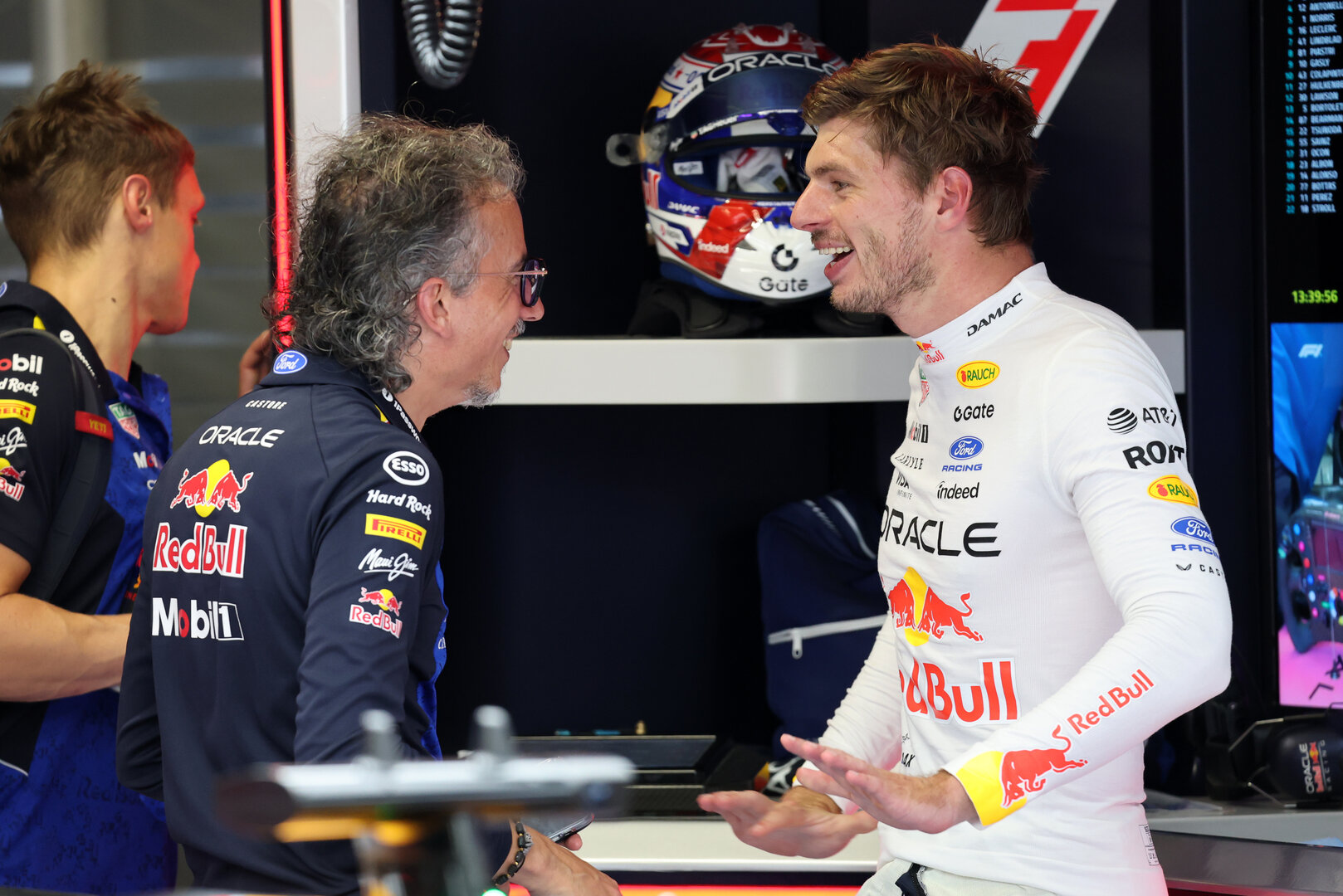GP ITALIA, (L to R): Laurent Mekies (FRA) Red Bull Racing Team Principal e CEO with Max Verstappen (NLD) Red Bull Racing.
05.09.2026. Formula 1 World Championship, Rd 13, Italian Grand Prix, Monza, Italy, Qualifiche Day.
- www.xpbimages.com, EMail: requests@xpbimages.com © Copyright: Batchelor / XPB Images