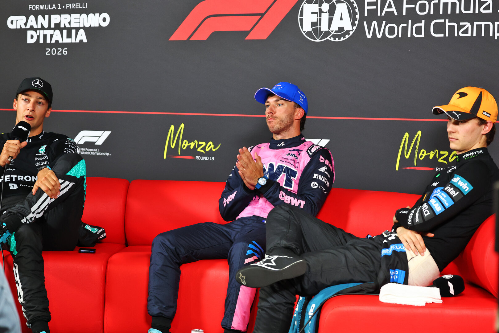 GP ITALIA, (L to R): George Russell (GBR) Mercedes AMG Formula One Team; Pierre Gasly (FRA) Alpine F1 Team; e Oscar Piastri (AUS) McLaren F1 Team, in the post qualifying FIA Press Conference.
05.09.2026. Formula 1 World Championship, Rd 13, Italian Grand Prix, Monza, Italy, Qualifiche Day.
- www.xpbimages.com, EMail: requests@xpbimages.com © Copyright: Bearne / XPB Images
