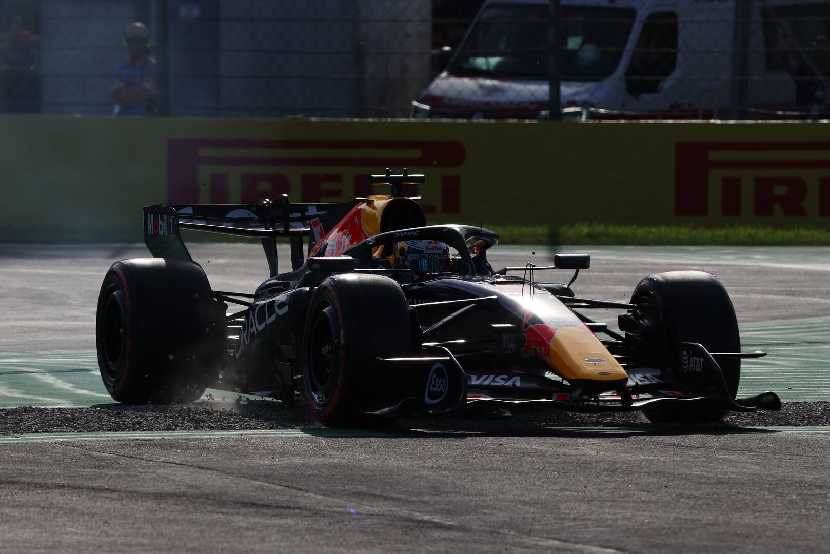 GP ITALIA, Max Verstappen (NLD) Red Bull Racing RB22 runs wide.
05.09.2026. Formula 1 World Championship, Rd 13, Italian Grand Prix, Monza, Italy, Qualifiche Day.
 - www.xpbimages.com, EMail: requests@xpbimages.com © Copyright:  Rew / XPB Images