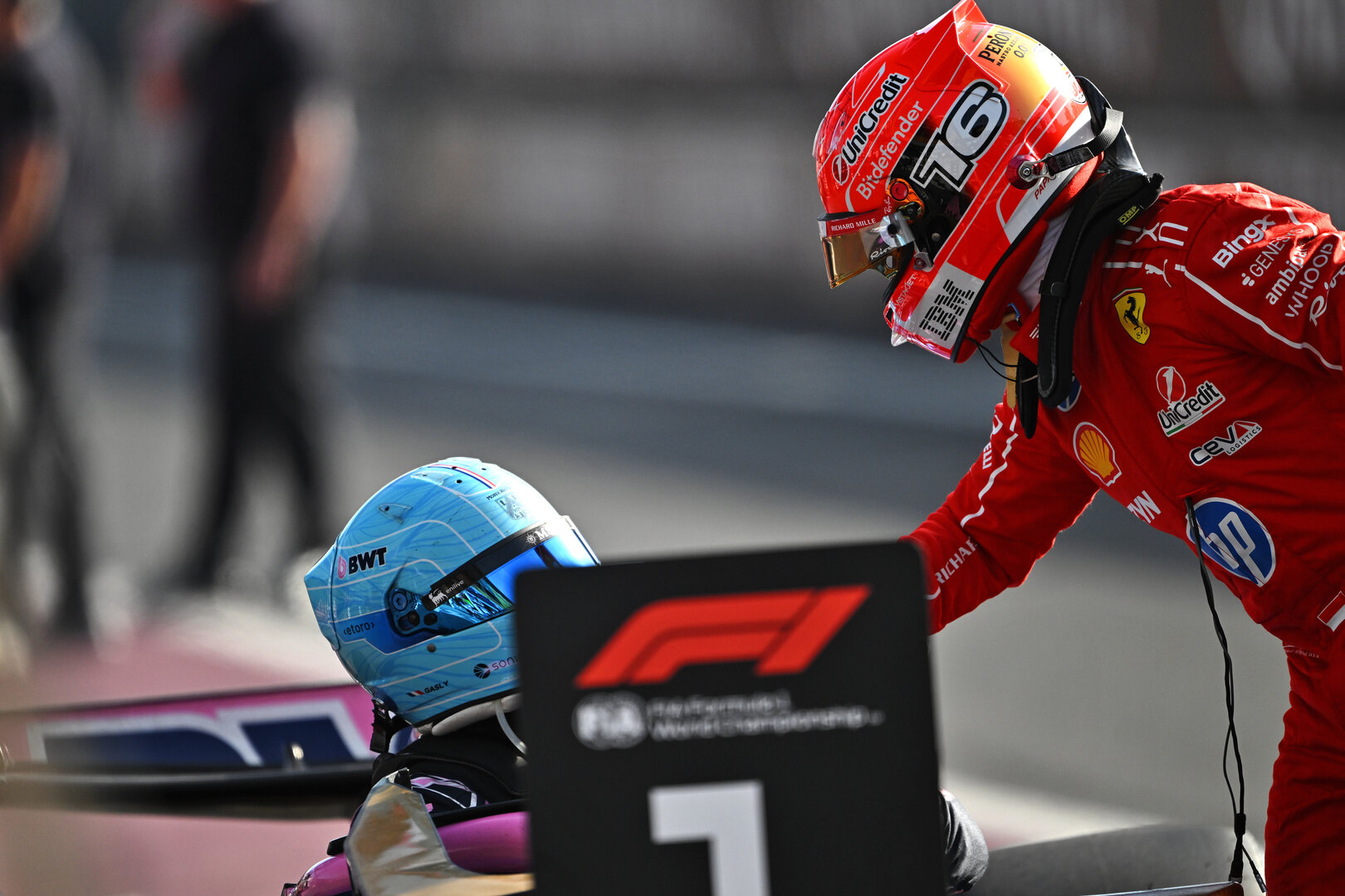 GP ITALIA, (L to R): Pierre Gasly (FRA) Alpine F1 Team A526 celebrates his pole position in qualifying parc ferme with Charles Leclerc (MON) Ferrari.
05.09.2026. Formula 1 World Championship, Rd 13, Italian Grand Prix, Monza, Italy, Qualifiche Day.
- www.xpbimages.com, EMail: requests@xpbimages.com © Copyright: Price / XPB Images