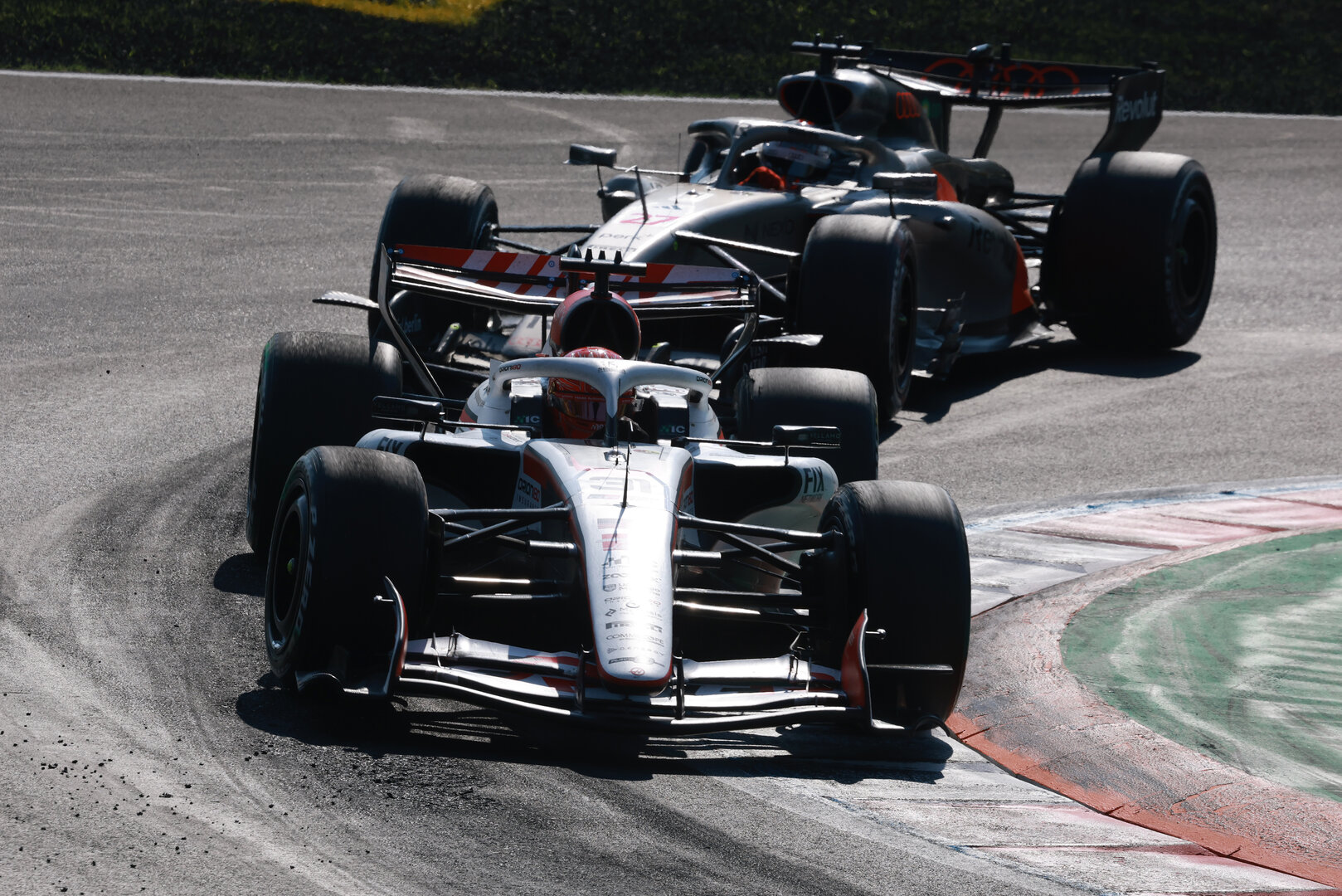 GP ITALIA, Esteban Ocon (FRA) Haas F1 Team VF-26.
06.09.2026. Formula 1 World Championship, Rd 13, Italian Grand Prix, Monza, Italy, Gara Day.
- www.xpbimages.com, EMail: requests@xpbimages.com © Copyright: Charniaux / XPB Images
