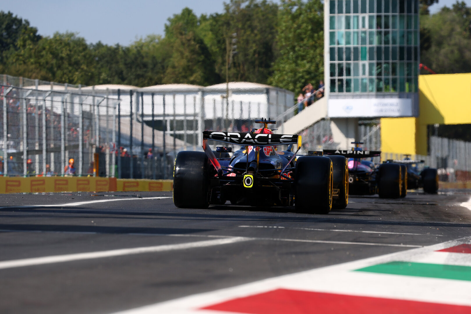 GP ITALIA, Max Verstappen (NLD) Red Bull Racing RB22.
06.09.2026. Formula 1 World Championship, Rd 13, Italian Grand Prix, Monza, Italy, Gara Day.
- www.xpbimages.com, EMail: requests@xpbimages.com © Copyright: Bearne / XPB Images