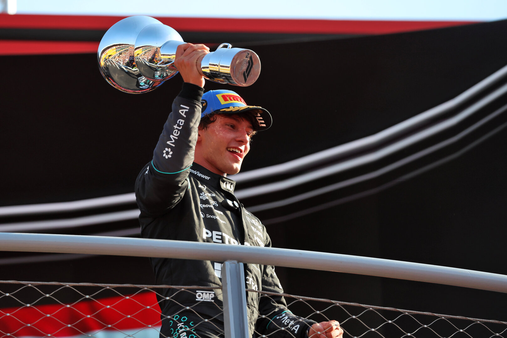 GP ITALIA, Gara winner Andrea Kimi Antonelli (ITA) Mercedes AMG Formula One Team celebrates on the podium.
06.09.2026. Formula 1 World Championship, Rd 13, Italian Grand Prix, Monza, Italy, Gara Day.
 - www.xpbimages.com, EMail: requests@xpbimages.com © Copyright:  Rew / XPB Images
