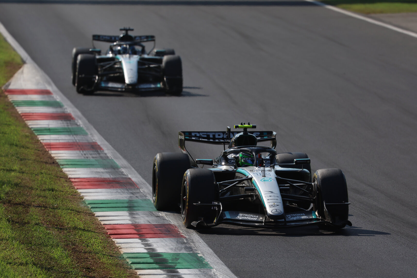 GP ITALIA, Andrea Kimi Antonelli (ITA) Mercedes AMG Formula One Team W17.
06.09.2026. Formula 1 World Championship, Rd 13, Italian Grand Prix, Monza, Italy, Gara Day.
 - www.xpbimages.com, EMail: requests@xpbimages.com © Copyright:  Rew / XPB Images