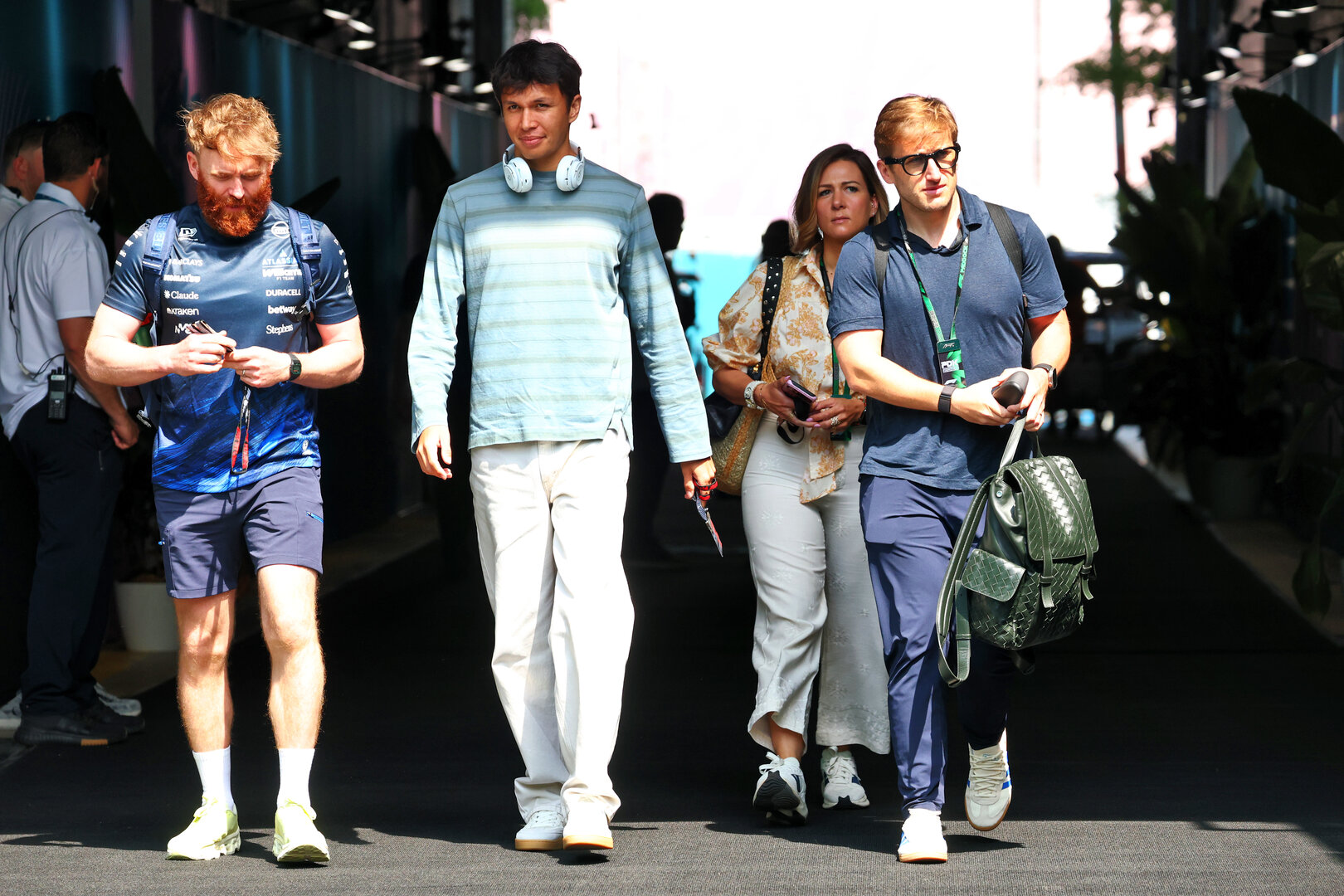 GP MIAMI, Alexander Albon (THA) Williams F1 Team with Patrick Harding (GBR) Williams F1 Team Personal Trainer.
30.04.2026. Formula 1 World Championship, Rd 4, Miami Grand Prix, Miami, Florida, USA, Preparation Day.
- www.xpbimages.com, EMail: requests@xpbimages.com © Copyright: Bearne / XPB Images