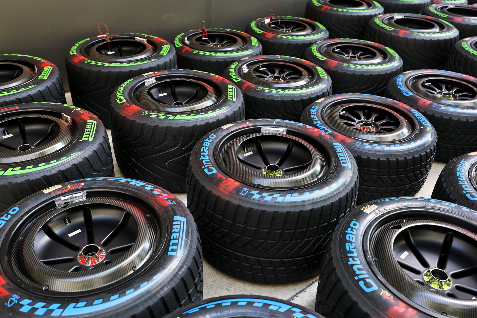 GP MIAMI, Wet e intermediate Pirelli tyres.
30.04.2026. Formula 1 World Championship, Rd 4, Miami Grand Prix, Miami, Florida, USA, Preparation Day.
- www.xpbimages.com, EMail: requests@xpbimages.com © Copyright: Moy / XPB Images