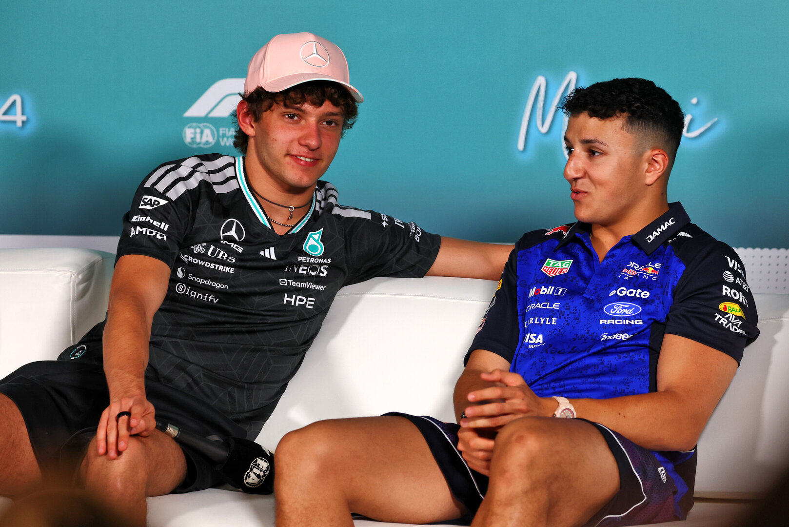 GP MIAMI, (L to R): Andrea Kimi Antonelli (ITA) Mercedes AMG Formula One Team e Isack Hadjar (FRA) Red Bull Racing in the FIA Press Conference.
30.04.2026. Formula 1 World Championship, Rd 4, Miami Grand Prix, Miami, Florida, USA, Preparation Day.
- www.xpbimages.com, EMail: requests@xpbimages.com © Copyright: Patching / XPB Images