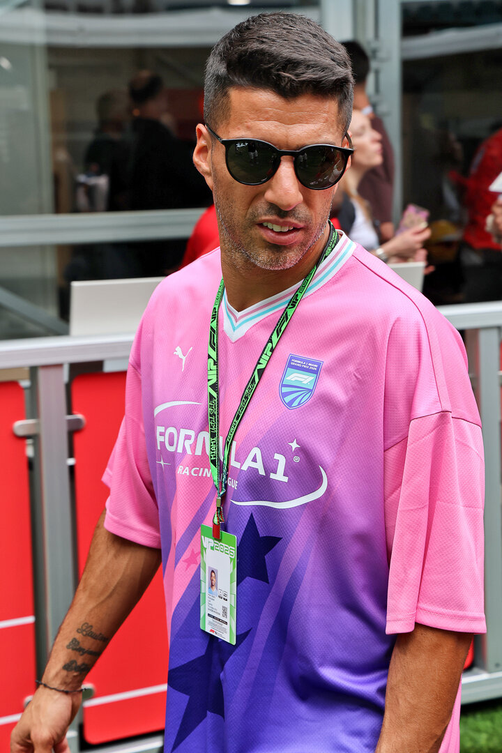 GP MIAMI, Luis Suarez (URU) Inter Miami Football Player.
30.04.2026. Formula 1 World Championship, Rd 4, Miami Grand Prix, Miami, Florida, USA, Preparation Day.
- www.xpbimages.com, EMail: requests@xpbimages.com © Copyright: Batchelor / XPB Images