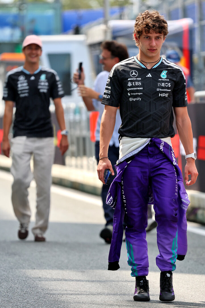 GP MIAMI, Andrea Kimi Antonelli (ITA) Mercedes AMG Formula One Team.
30.04.2026. Formula 1 World Championship, Rd 4, Miami Grand Prix, Miami, Florida, USA, Preparation Day.
- www.xpbimages.com, EMail: requests@xpbimages.com © Copyright: Batchelor / XPB Images