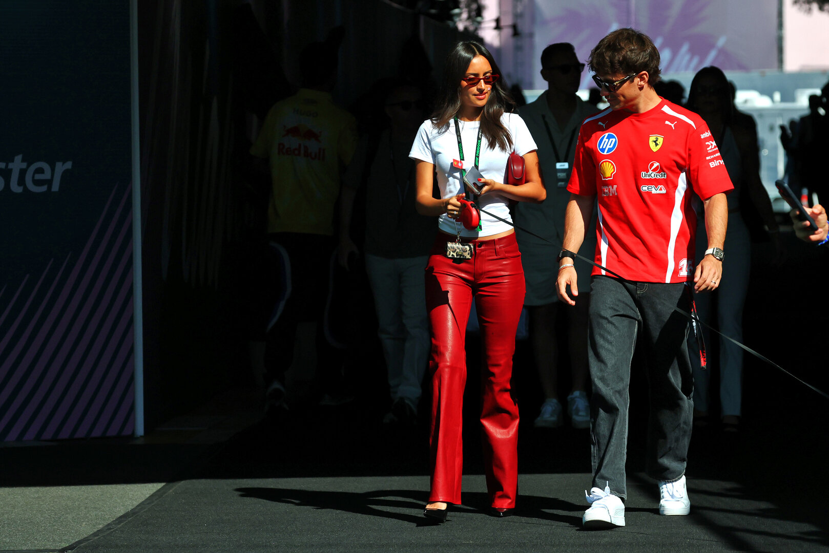 GP MIAMI, (L to R): Alexandra Leclerc (ITA) with her husband Charles Leclerc (MON) Ferrari.
01.05.2026. Formula 1 World Championship, Rd 4, Miami Grand Prix, Miami, Florida, USA, Sprint Qualifiche Day.
- www.xpbimages.com, EMail: requests@xpbimages.com © Copyright: Bearne / XPB Images