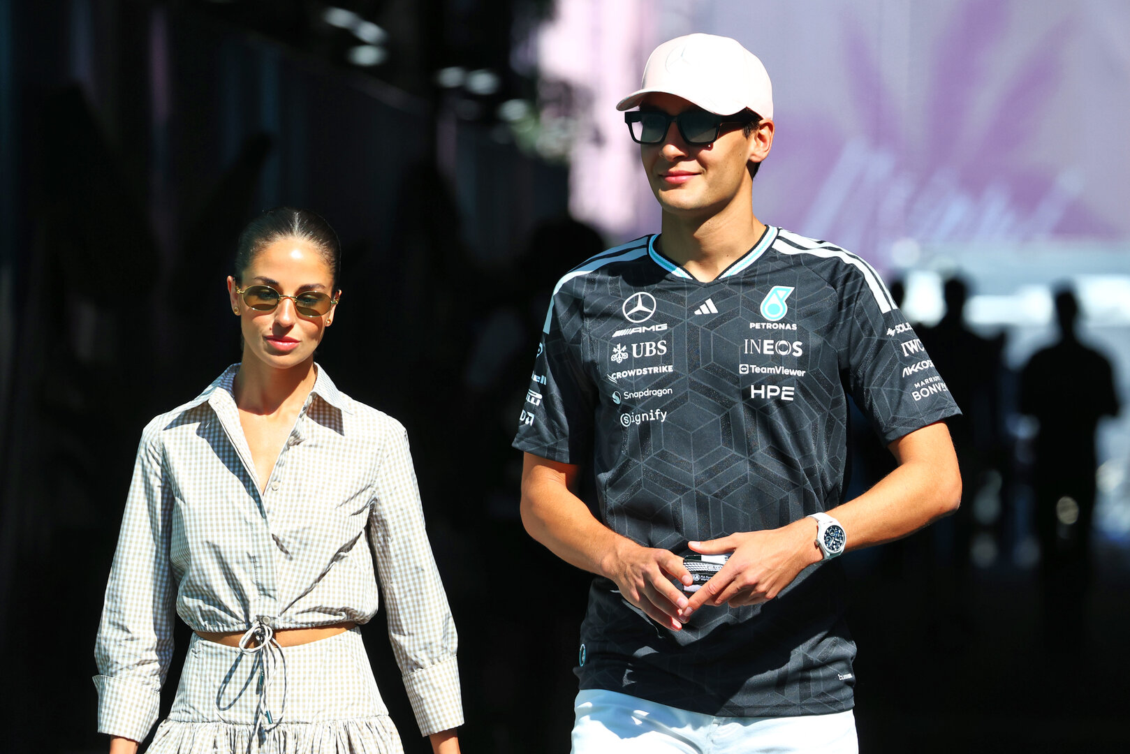 GP MIAMI, (L to R): Carmen Montero Mundt with her boyfriend George Russell (GBR) Mercedes AMG Formula One Team.
01.05.2026. Formula 1 World Championship, Rd 4, Miami Grand Prix, Miami, Florida, USA, Sprint Qualifiche Day.
- www.xpbimages.com, EMail: requests@xpbimages.com © Copyright: Bearne / XPB Images